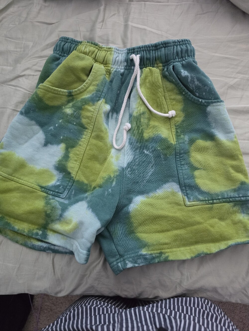 Big Bud Press Cloud Tie Dye Sweat Shorts - Green / Lime